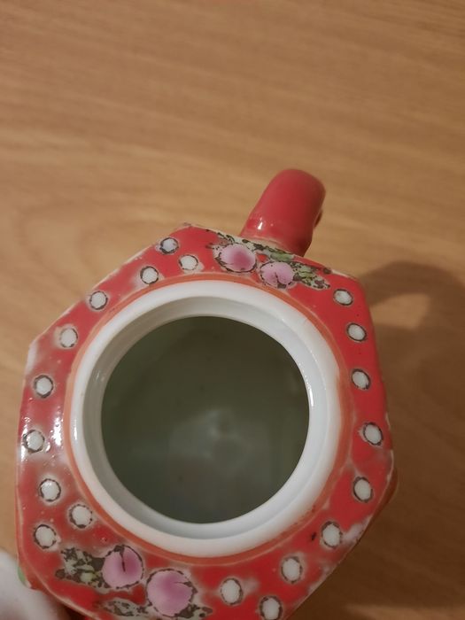 Bule decorativo em porcelana Chinesa