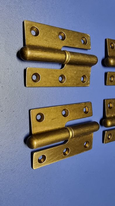 Dobradiças bronze/douradas