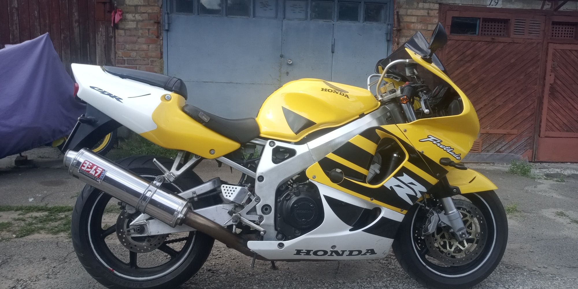 Honda CBR 919 RR продаж, обмін на авто, мото з переоформленням.