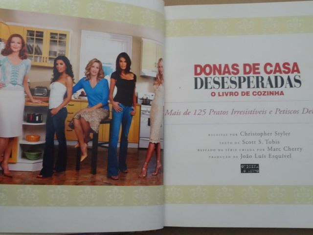 Donas de Casa Desesperadas - O Livro de Cozinha de Scott S. Tobis