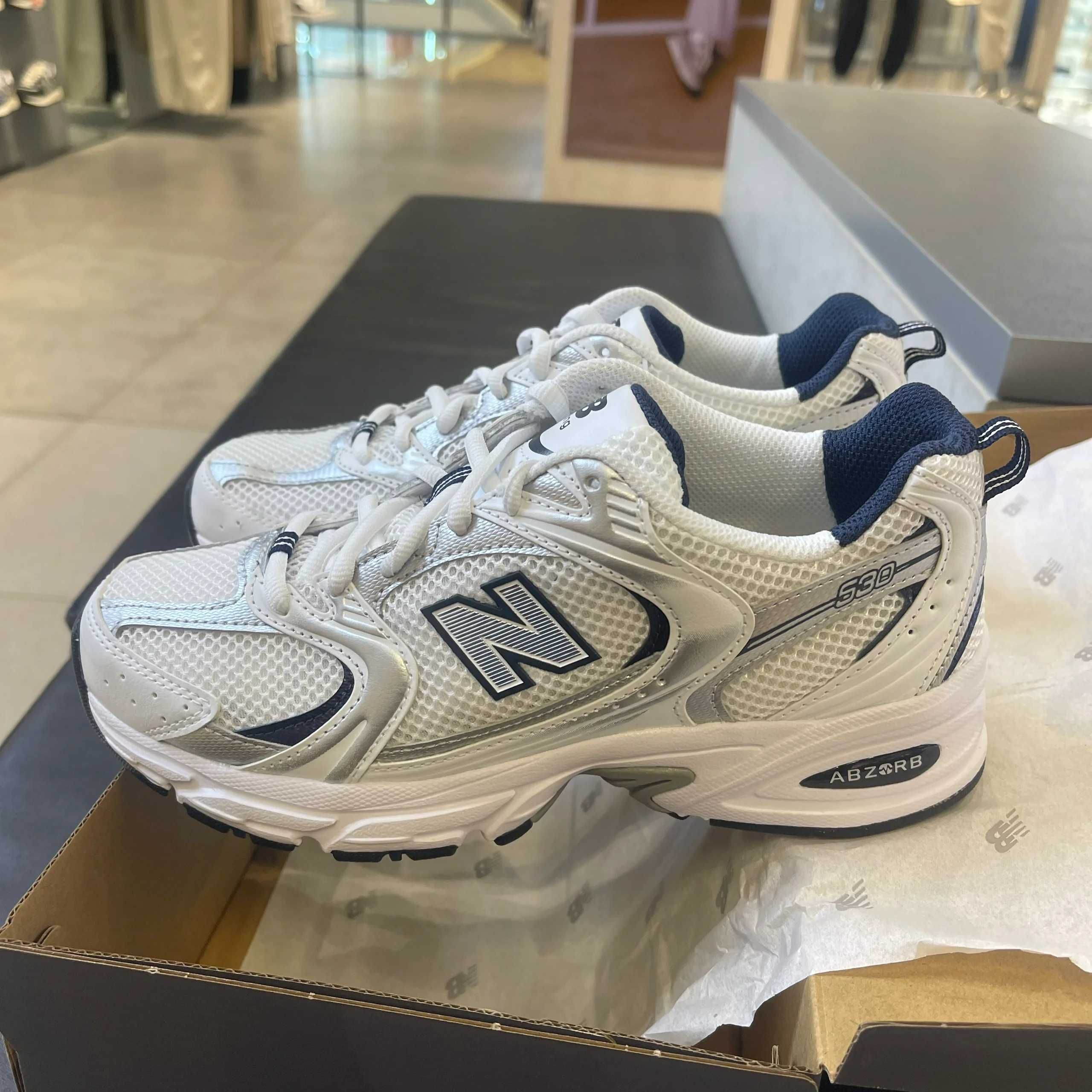 New Balance 530 White Silver Navy EU 36