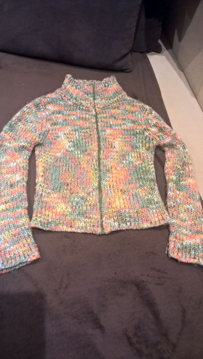 Sweterek dla dziewczynki