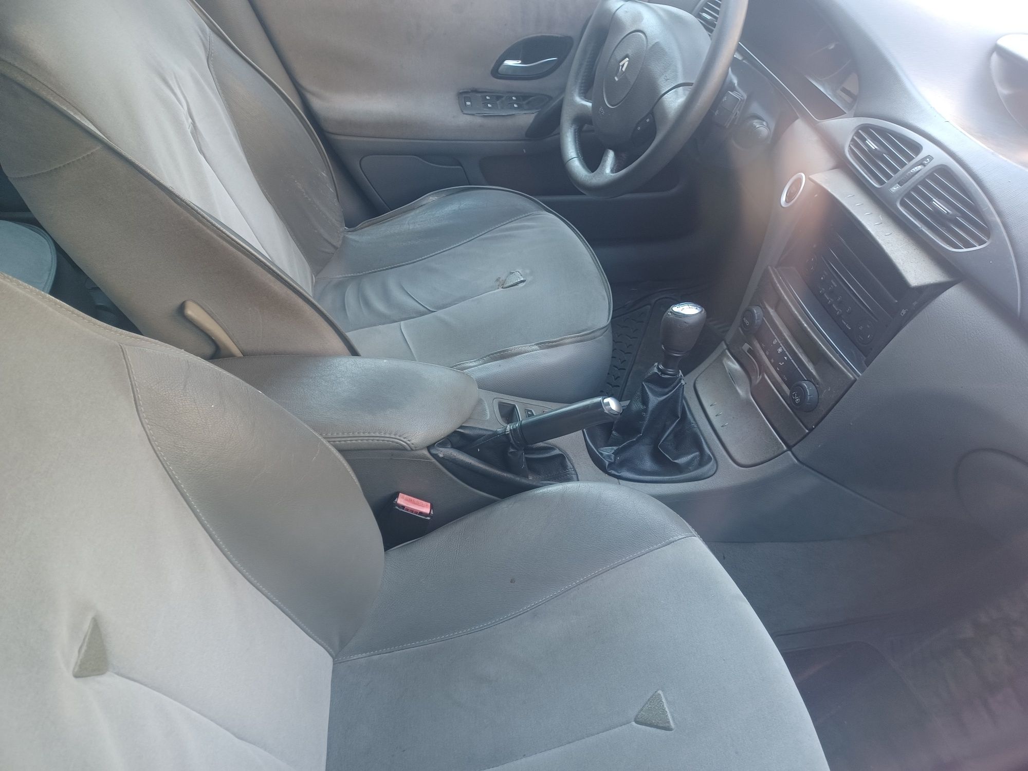 Renault laguna 1.9dci mecânica impecável  - 02