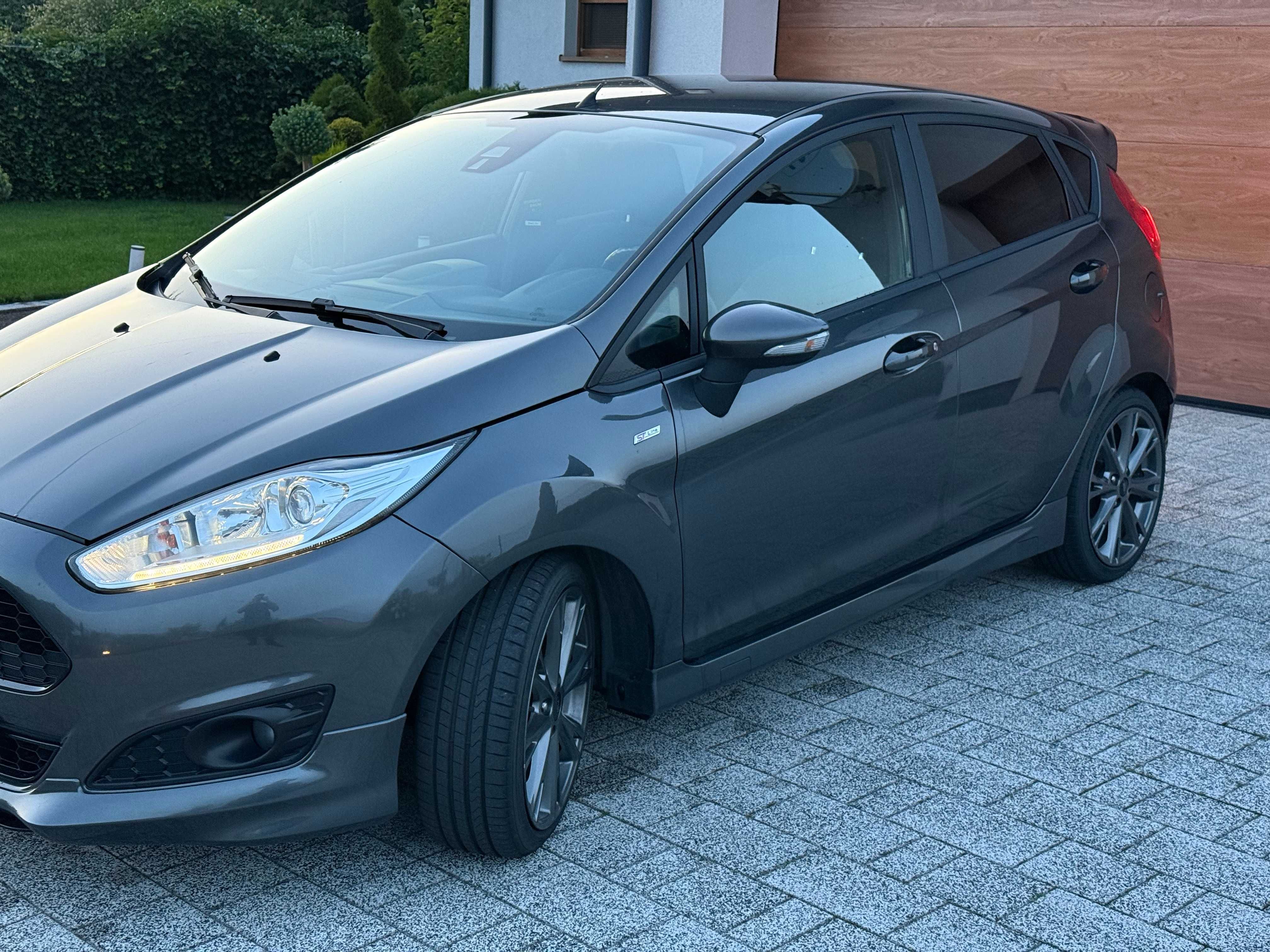 Sprzedam Ford Fiesta MK7 ST-LINE
