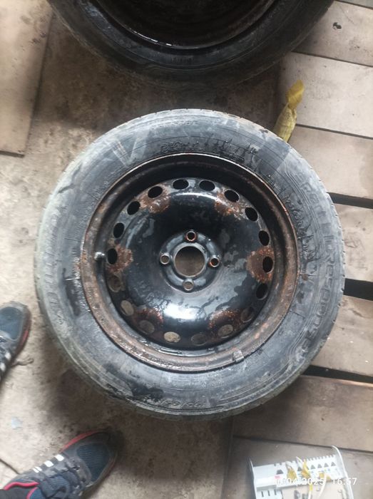 Продам колеса взборі Рено під 4 болти