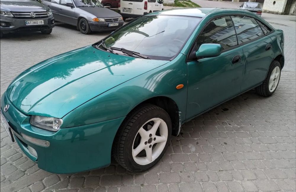 Продається Mazda 323f