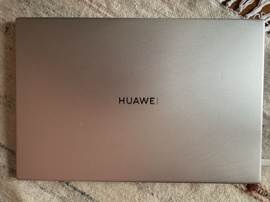 Laptop HUAWEI D14 512 GB
