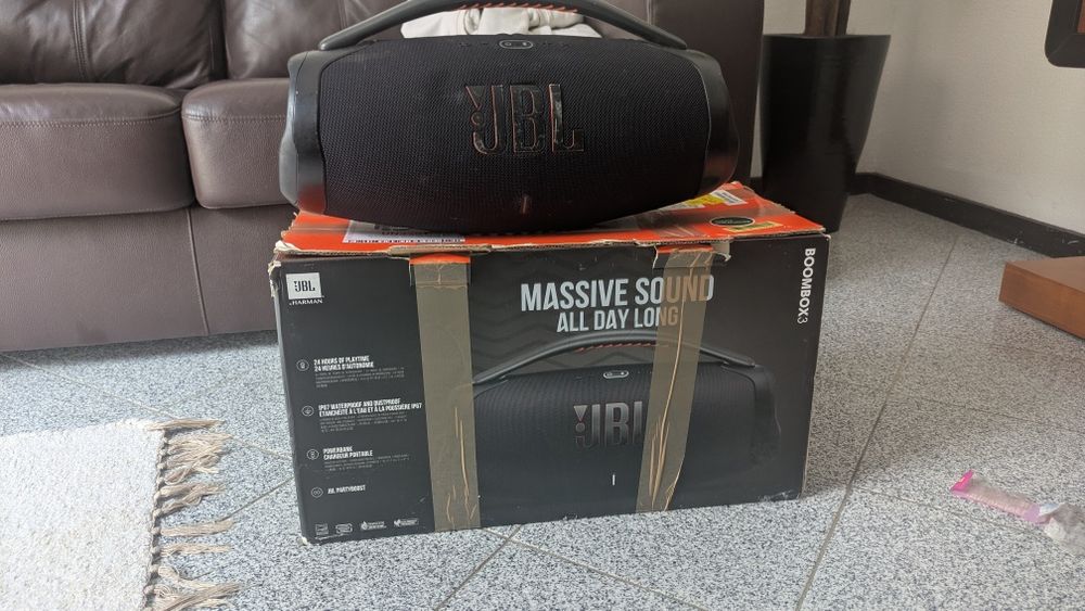 JBL Boombox 3 – Som potente com graves incríveis!