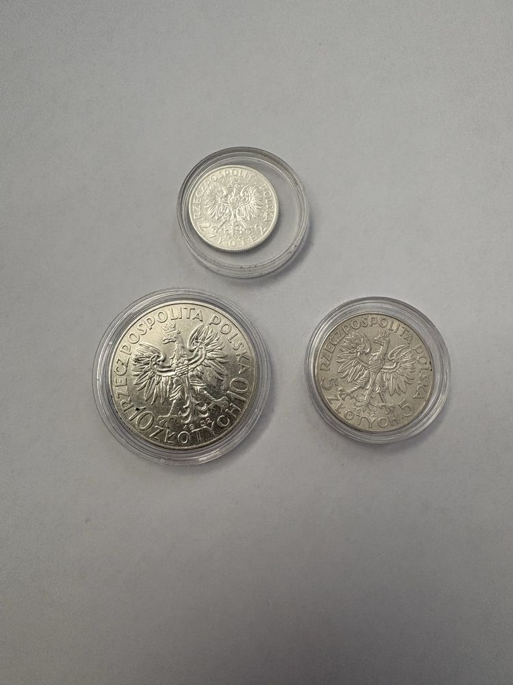 Srebrne Monety kolekcjonerskie „Głowa kobiety w wianku