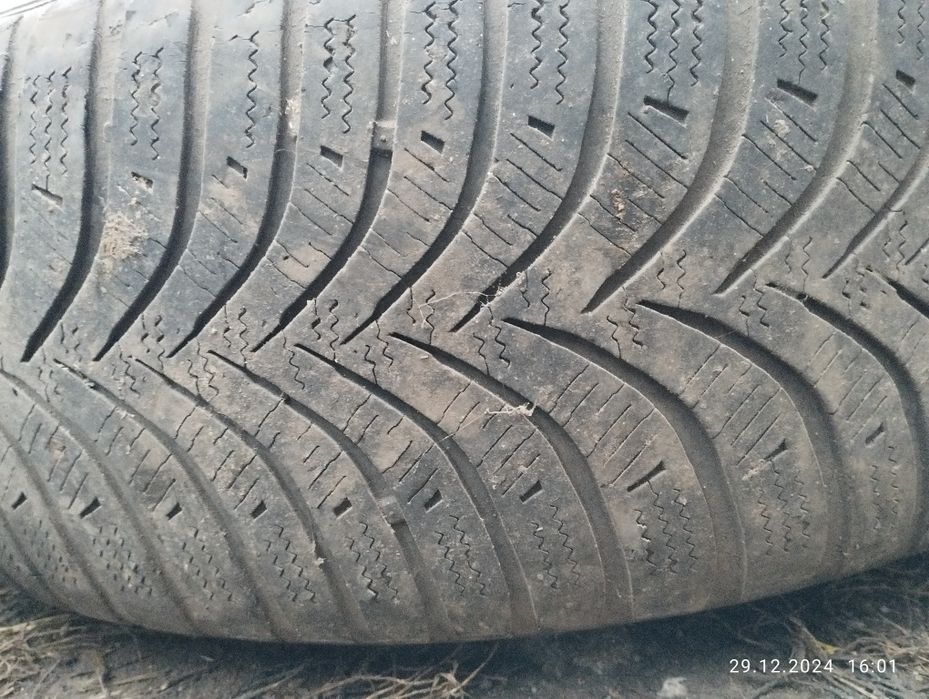 Шини зимові на дисках 108*5 R15 VOLVO, Ford, Renault kangoo II