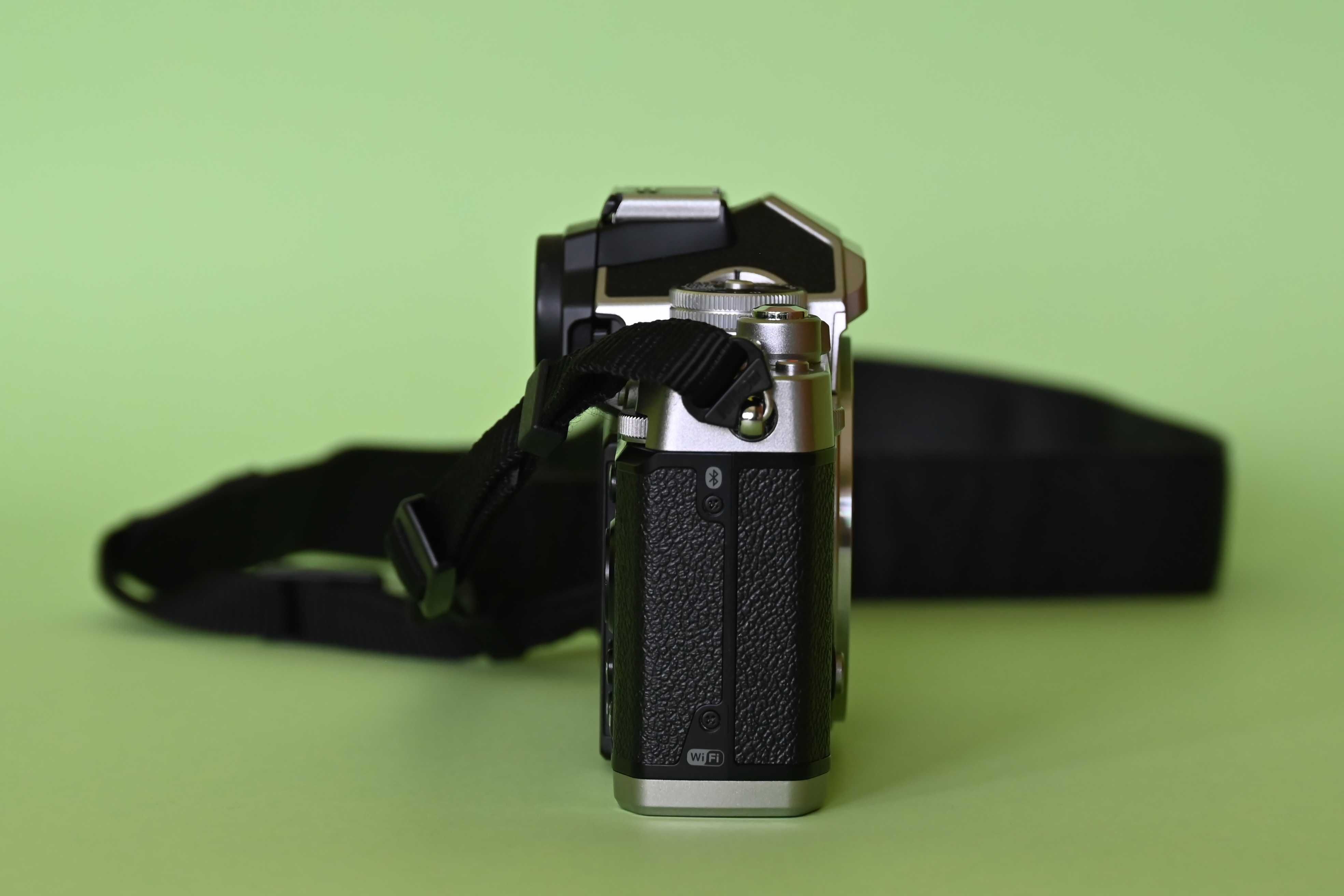 Sprzedam Aparat Nikon Z fc