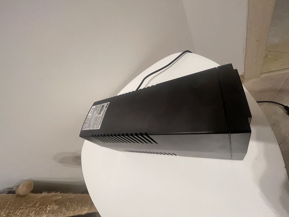 Джерело безперебійного живлення