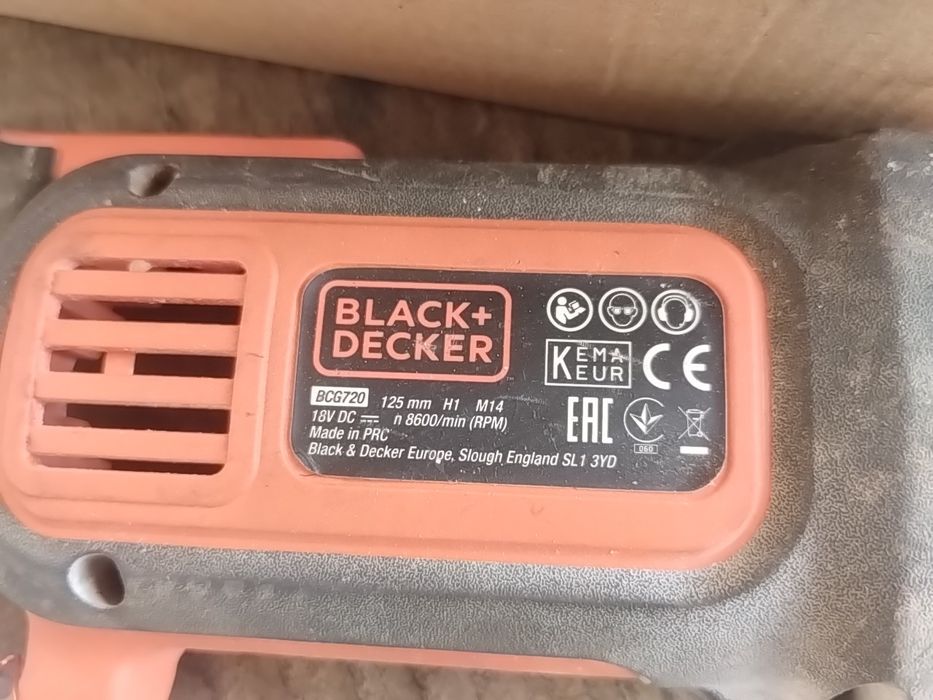 Rebarbadora black and Decker - peças