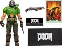 Фігура McFarlane Doom Slayer Gold Label Glow in the dark edition