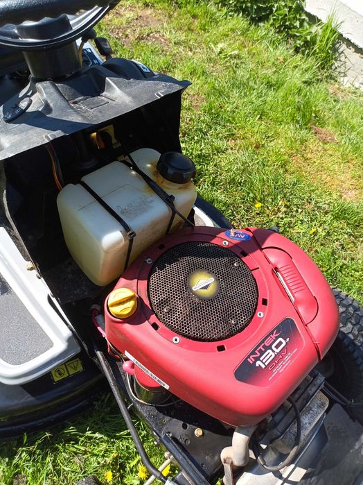 Kosiarka Traktorek do koszenia KTS MTD Silvertrac 107t/175