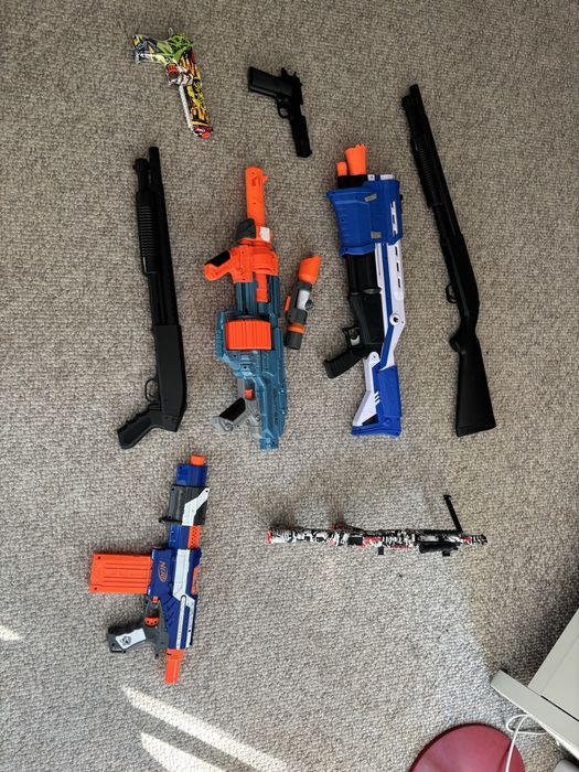 Nerf i pistolet na kulki