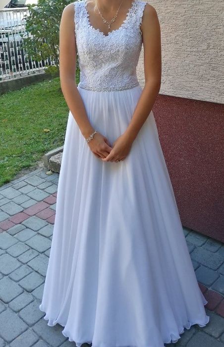 Suknia ślubna śnieżnobiała rozm S-M