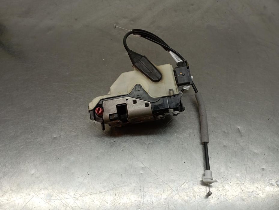 Fechadura / fecho porta trás esquerdo PEUGEOT 2008 I (CU_)