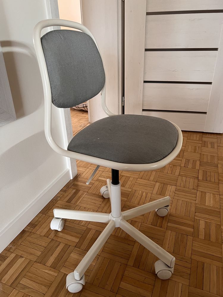 Krzesło biurowe dziecięce Ikea