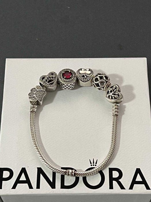 Браслет PANDORA .Шарми