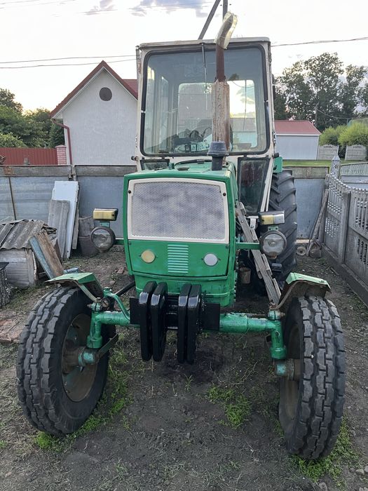 Трактор ЮМЗ 6 з прицепом, культиватором і марком