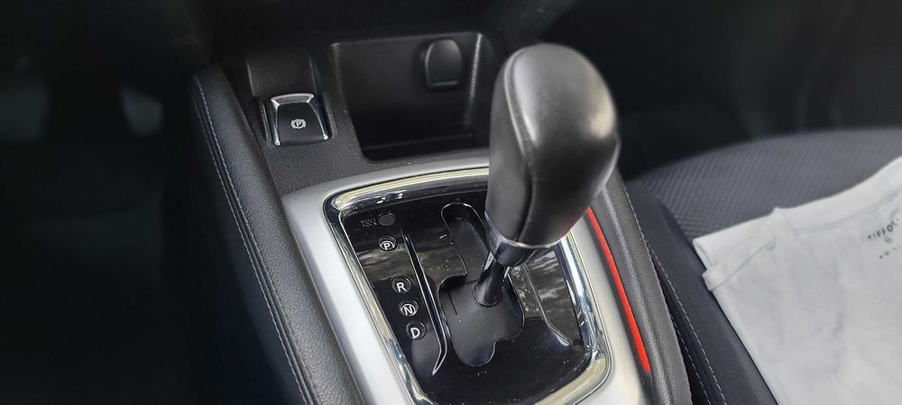 Nissan Qasqhai - Gasolina - Caixa Automática