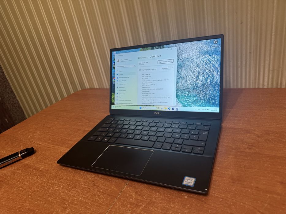 Ноутбук Dell Vostro 5390 core i5 8gen