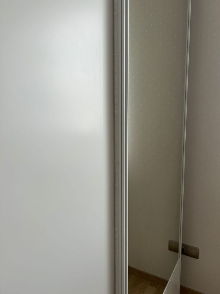 Szafa Max przesuwna z lustrem, Meblik,biała 1700x2500