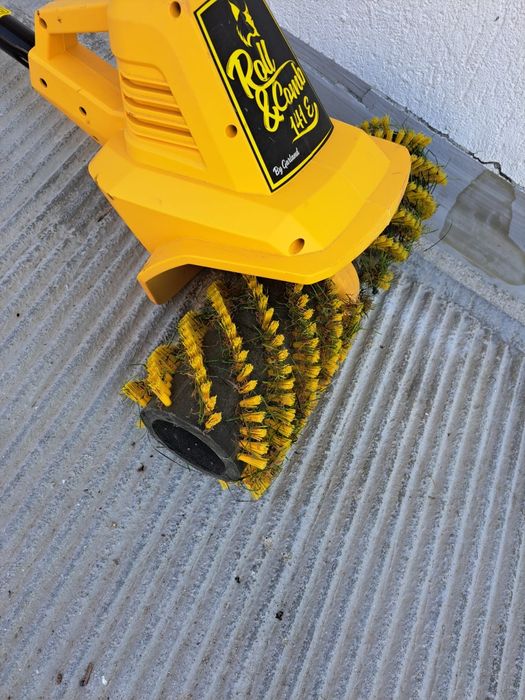 Escova Elétrica Garland Roll&Comb 141E Relva Artificial