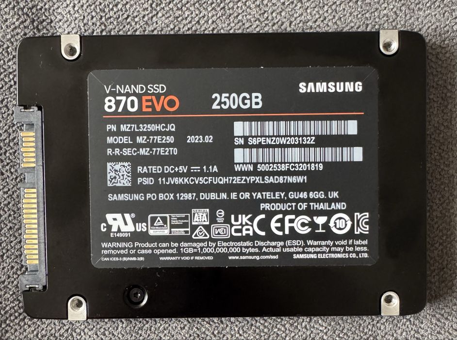 SSD Samsung 870 EVO 250gb sata 2.5”