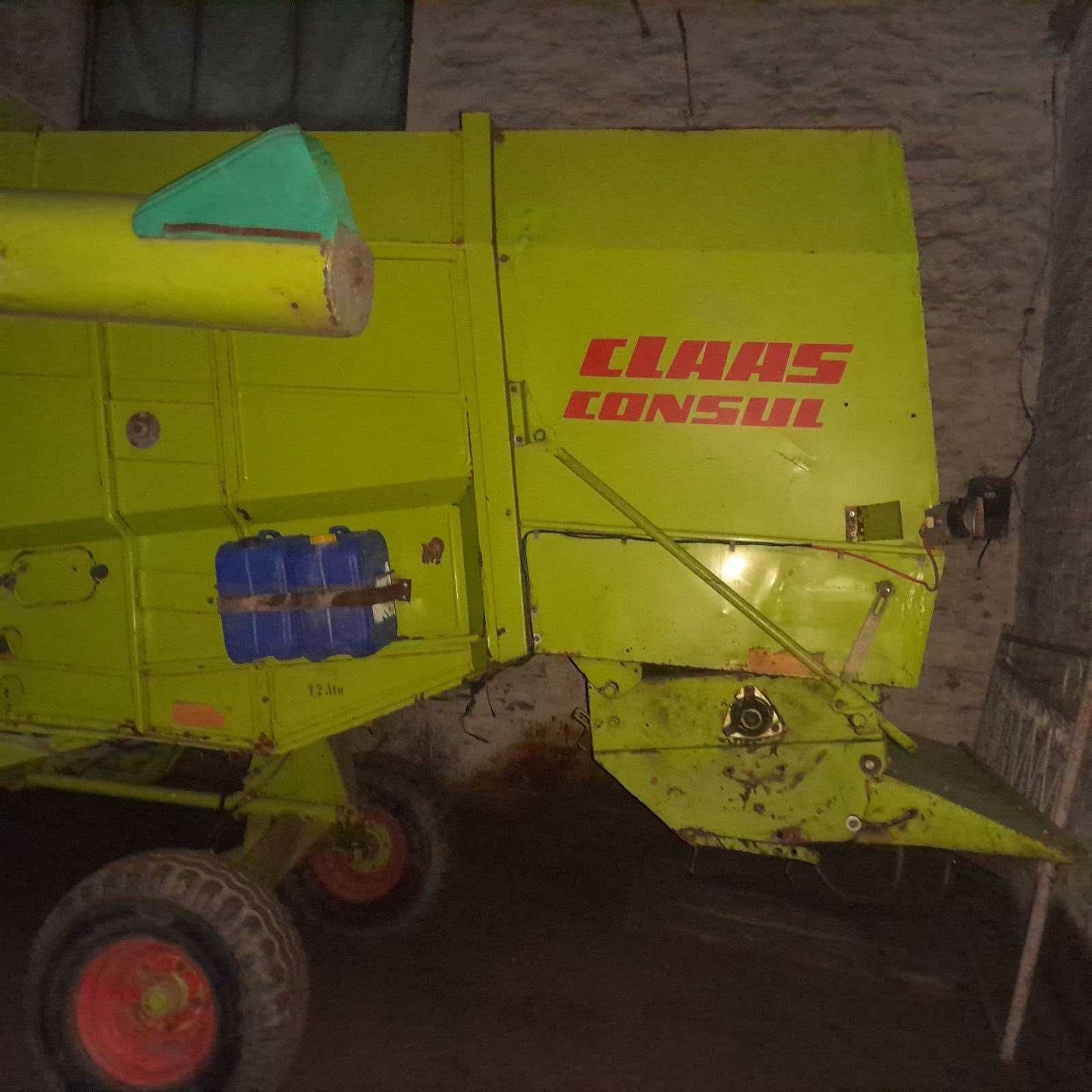 Комбайн Claas Consul