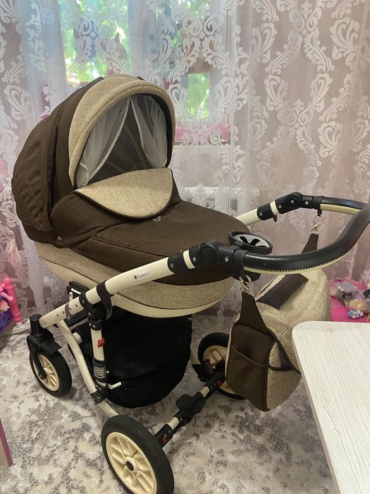 Продам коляску Adamex