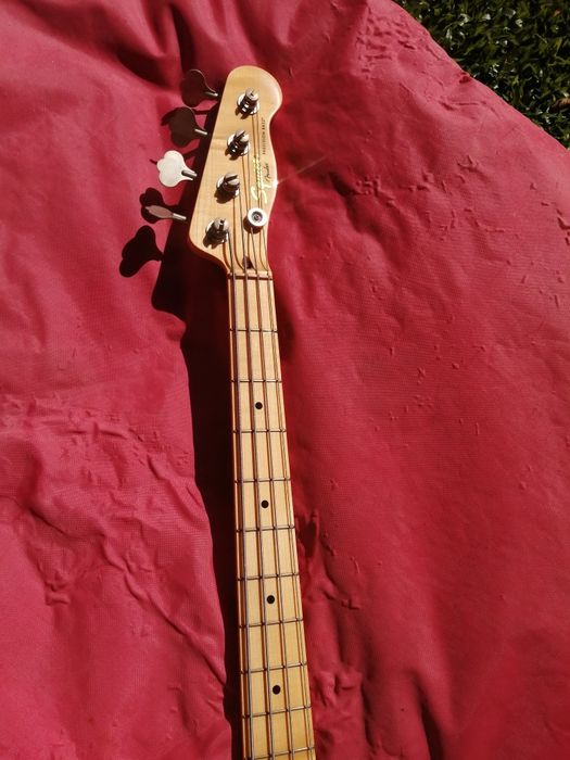 Baixo Squier Precision Classic Vibe 50's 2014 p