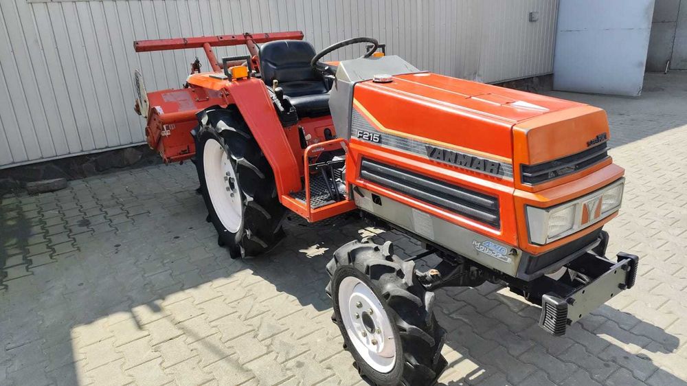 Japoński traktorek Yanmar F 215 z glebogryzarką 4x4 21 KM