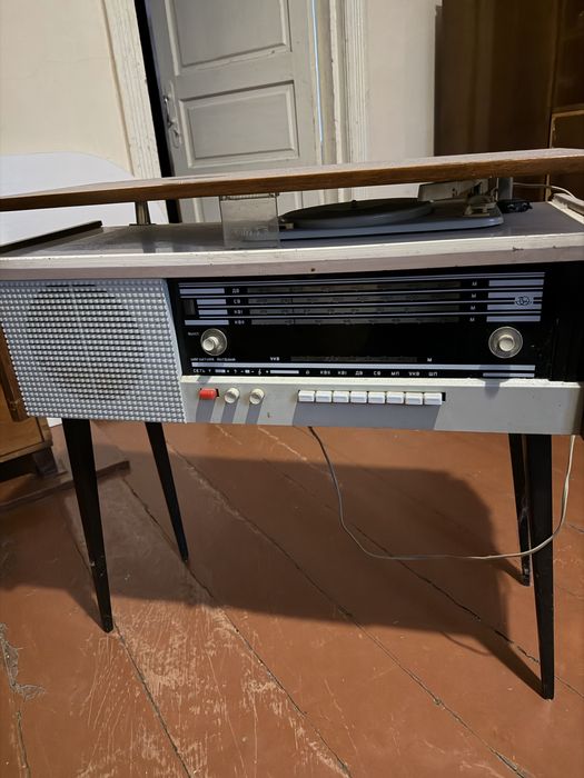 Радіола Урал-5 ціна договірна !!!