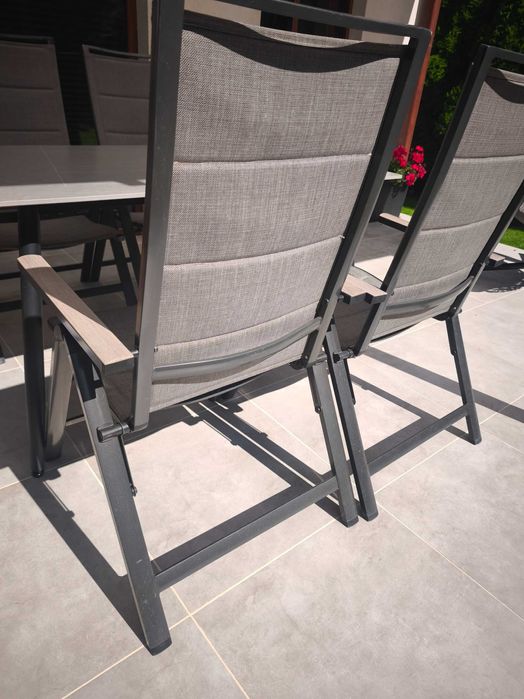 Zestaw wypoczynkowy tarasowy krzesła i stół