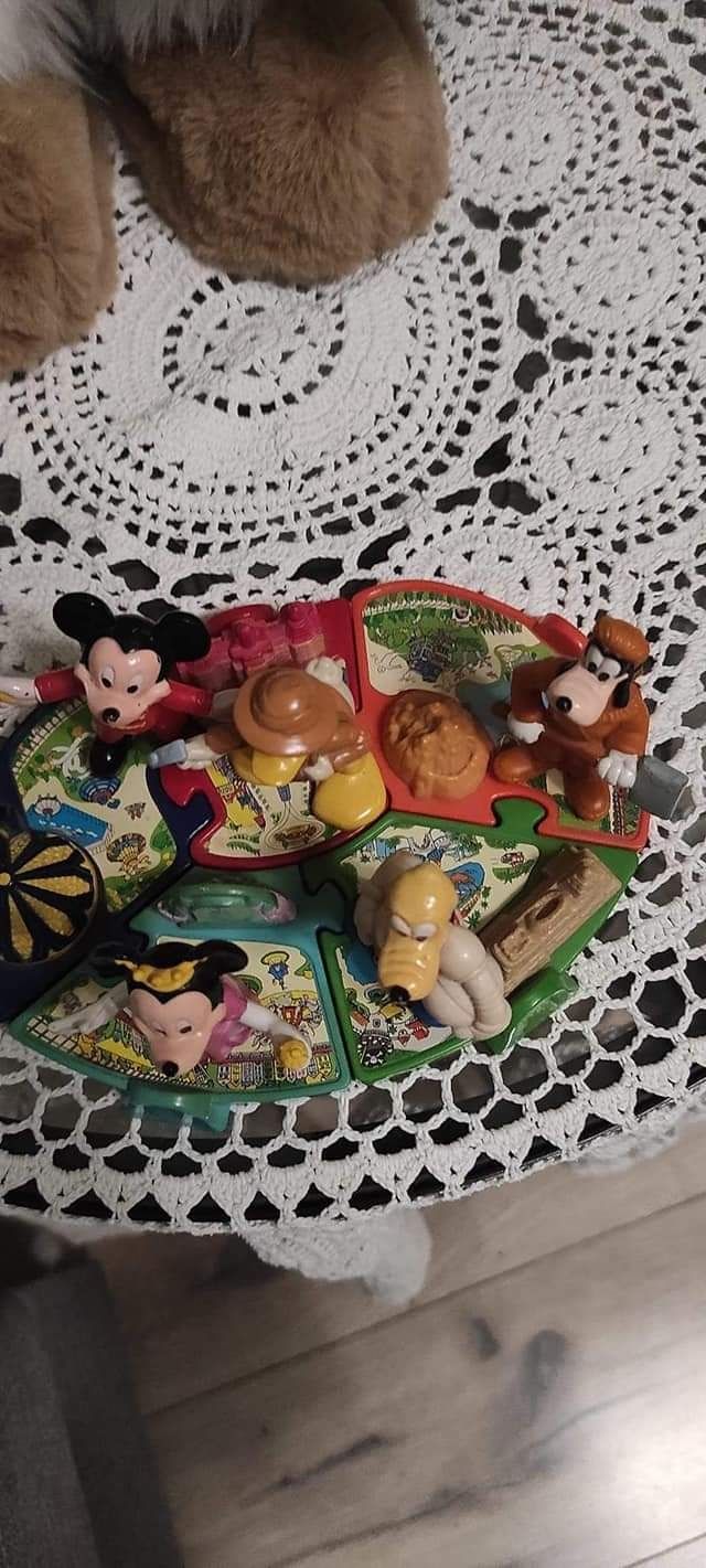 Figurki Disney na podstawie