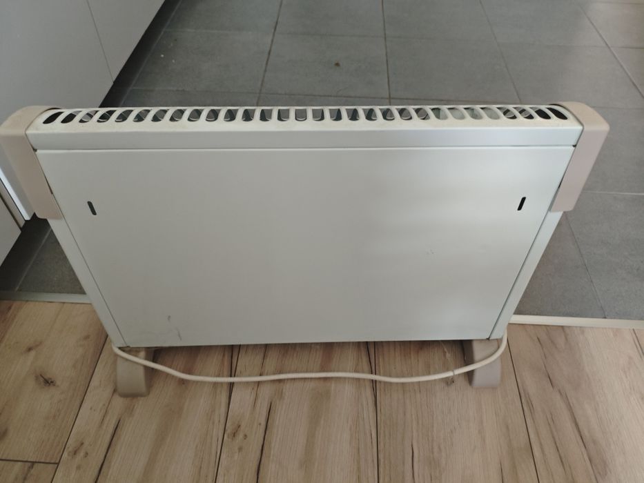 Grzejnik konwektorowy volteno 2000w