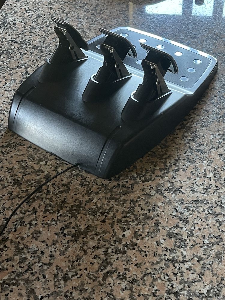 Volante Logitech G29 + Pedais + Caixa de Velocidaddes + Kit Sequencial