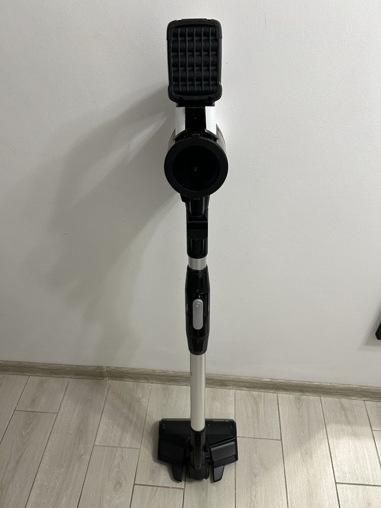 BOSCH BBS711W пилосос акумуляторний