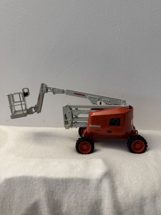 Модель подъемника Zoomlion ZA14J