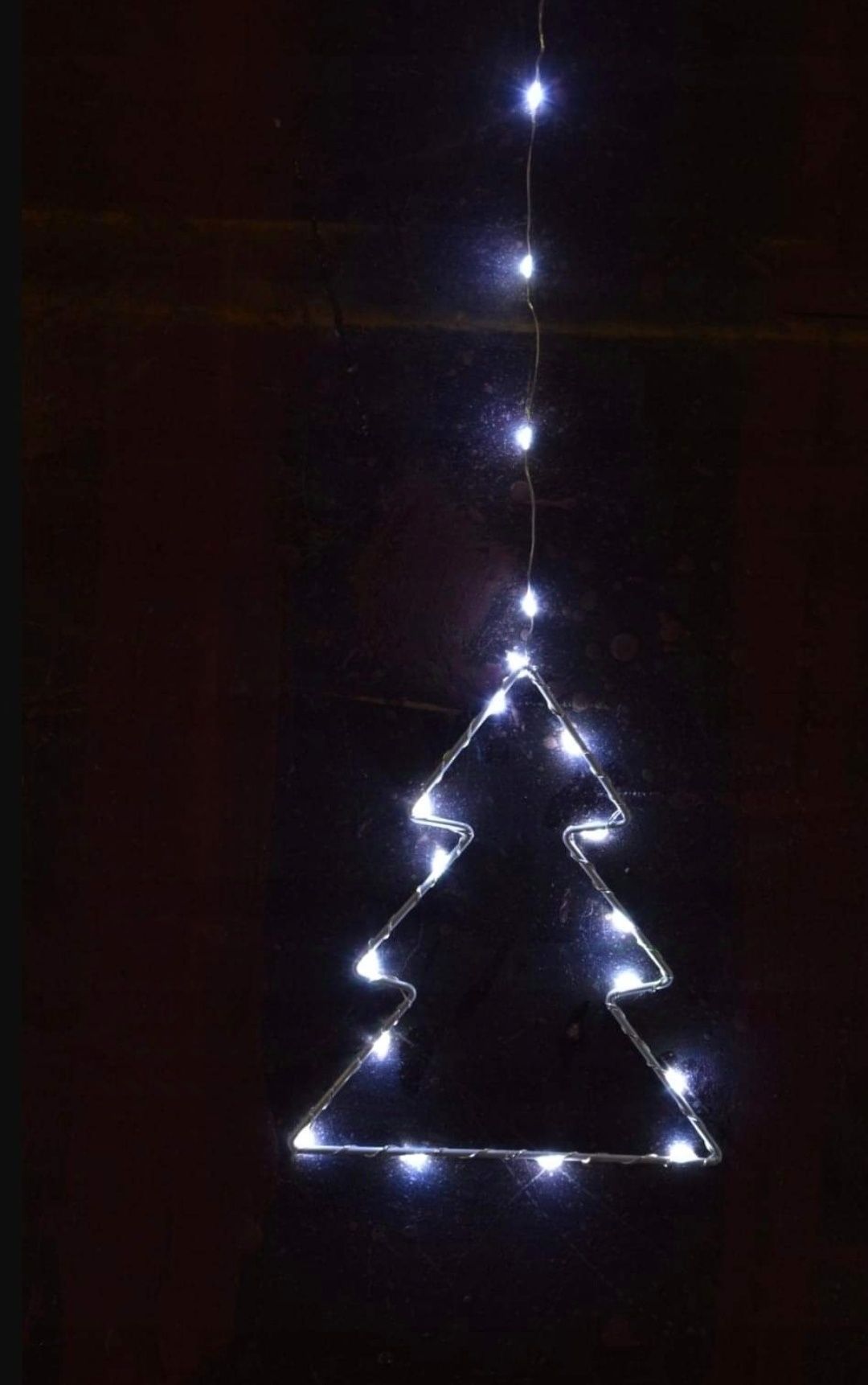 Świąteczne oświetlenie LED 8 szt choinek