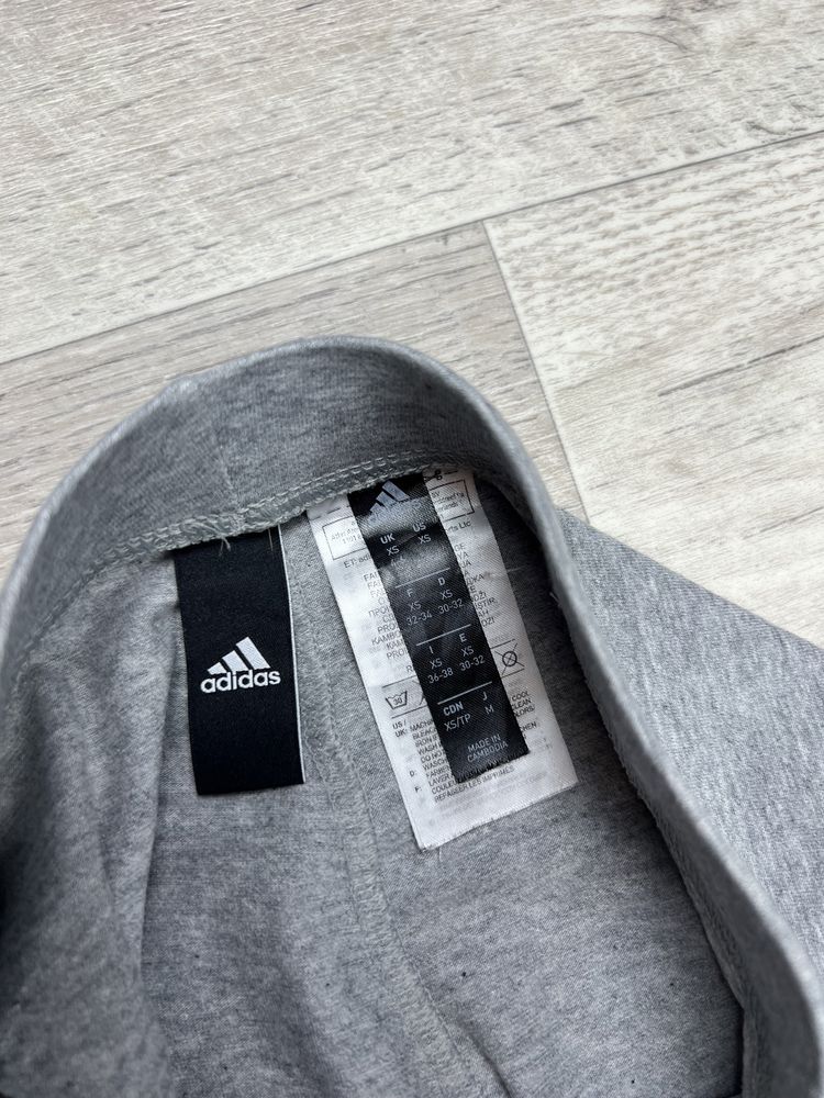Adidas лосины xs размер серые с принтом