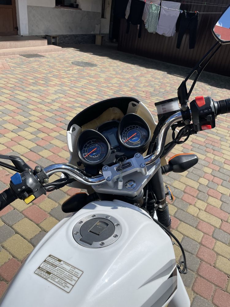 Продам мотоцикл spark sp200r 25I