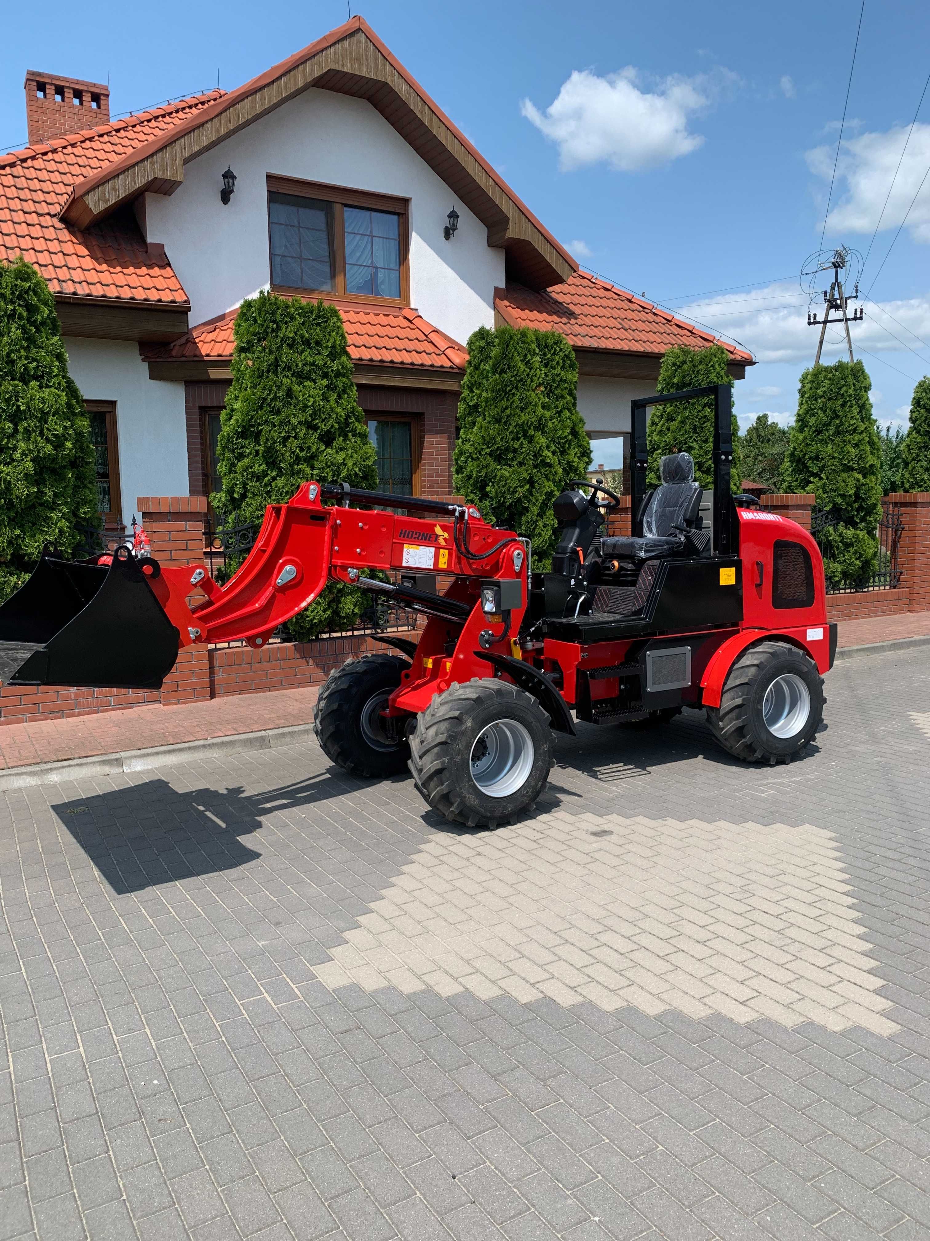 Ładowarka teleskopowa Hornet HMA808TT