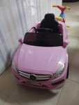 Carro criança a bateria cor de rosa