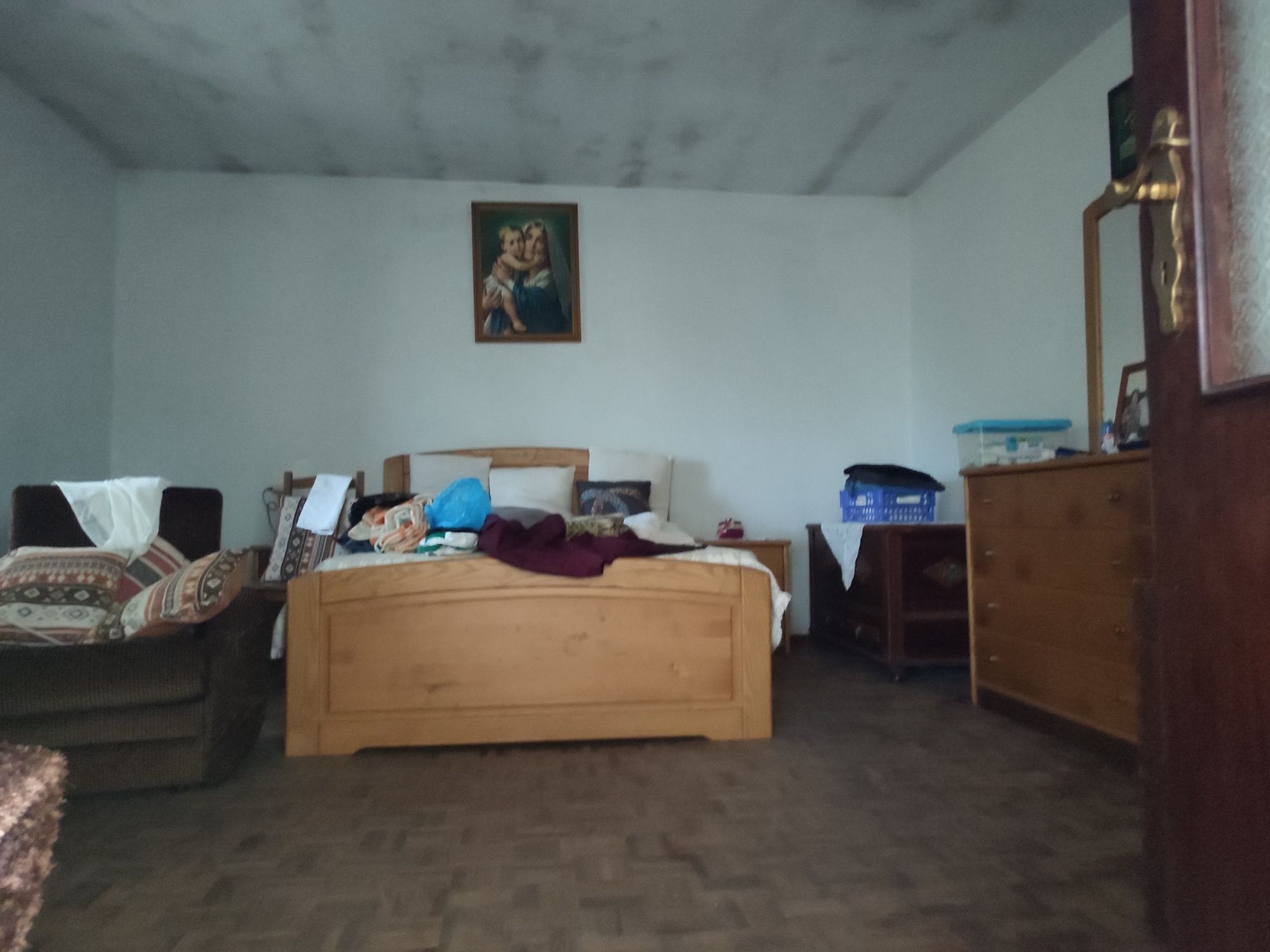 Moradia em Pedra para Restaurar – Vista Única