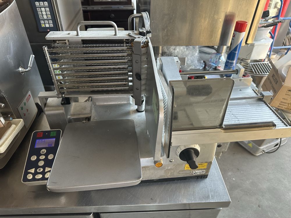 Fiambreira automatica  graf