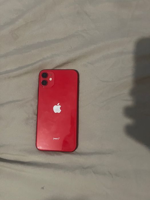iphone 11 vermelho 64 Gb