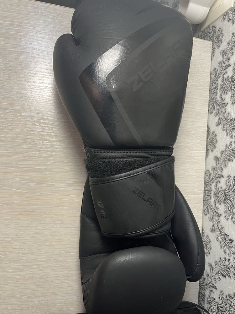 Боксерскі перчатки